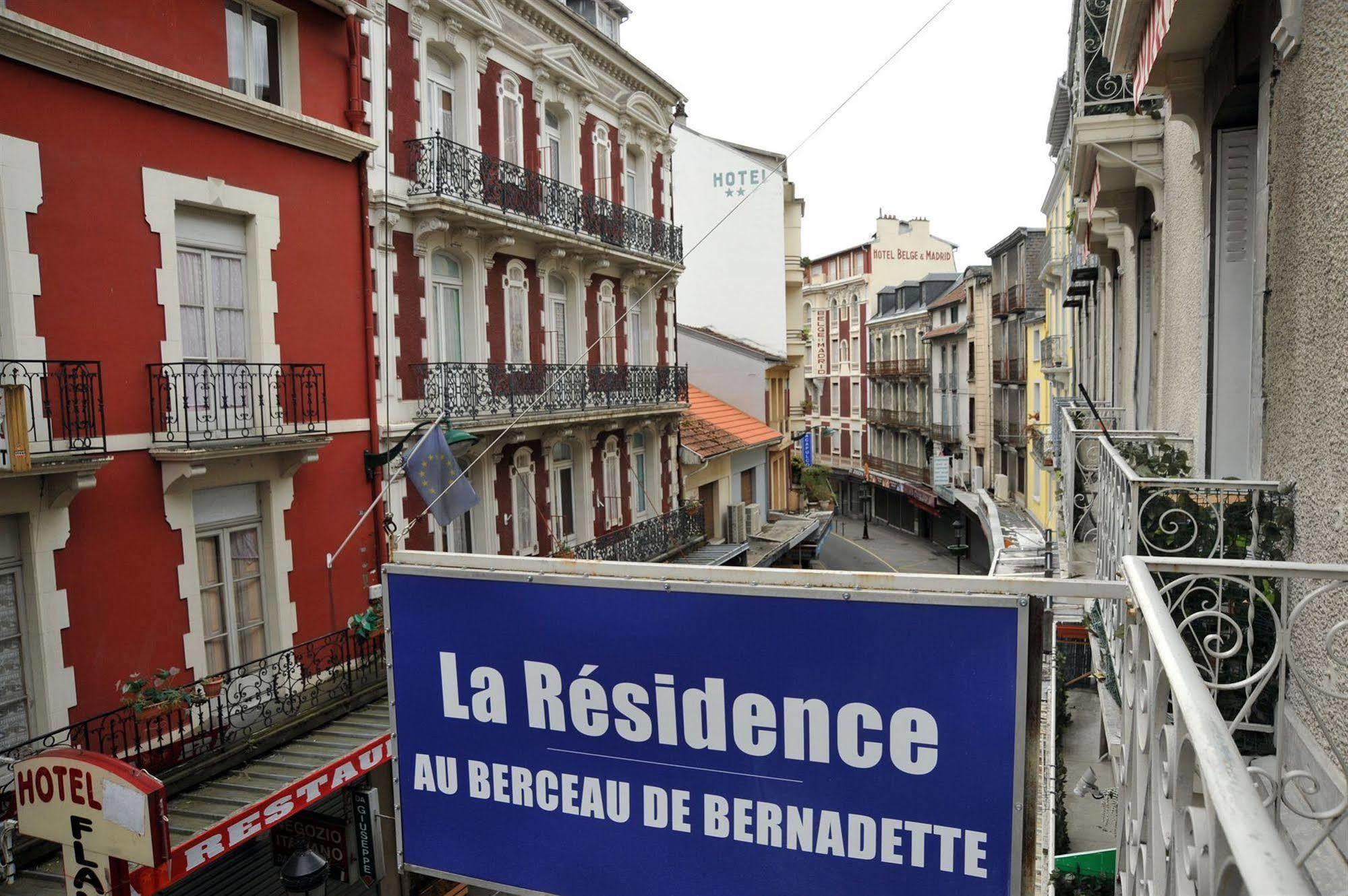 Chambres Au Berceau de Bernadette Lourdes Exterior foto